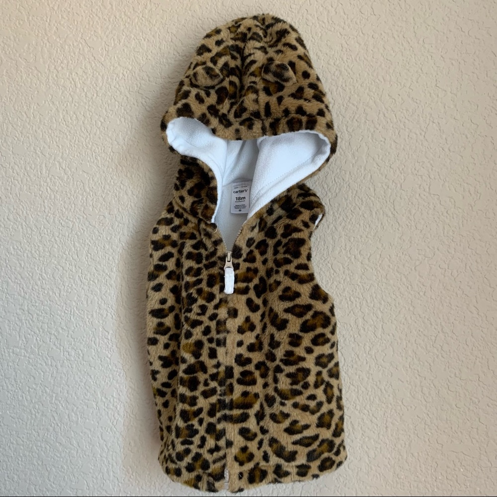 🧁 2 for $20 Animal print 18 month little girl vest